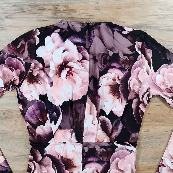 🔹️Missguided Purple Floral Faux Wrap Around Mini Dress Size 4 - Picture 5 of 12